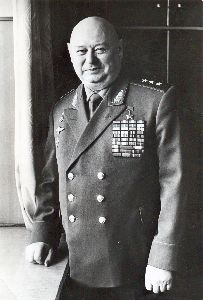 генерал-полковник В.М. Безбоков - 1990 г.